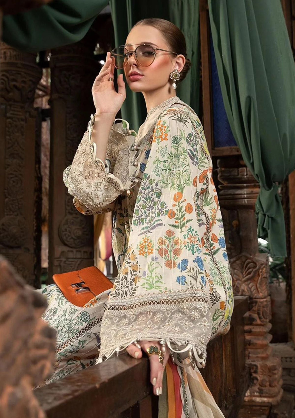 3 PC - LAWN EMBROIDRED SUIT - HE06
